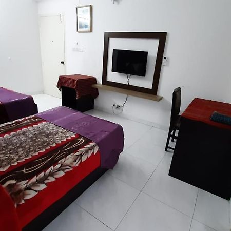 Center Point Apartment 达卡 外观 照片