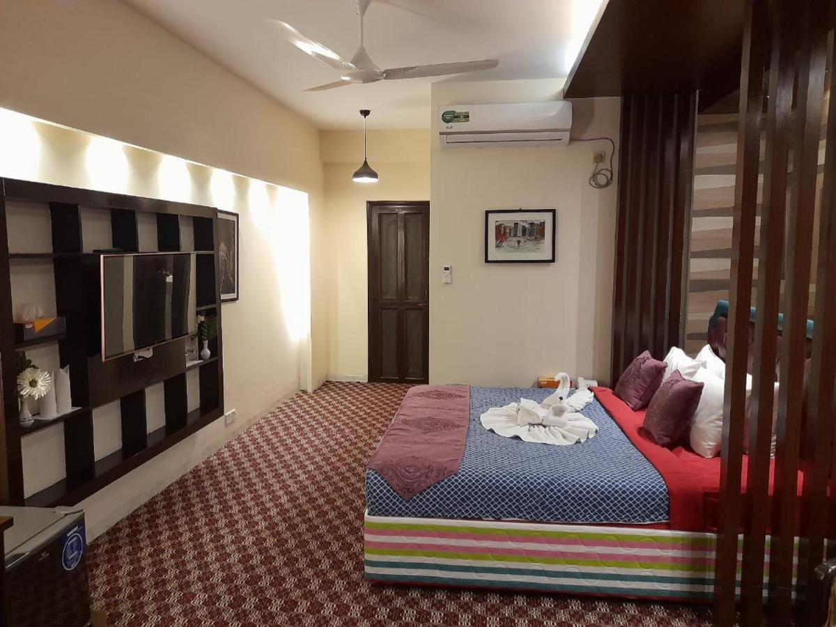 Center Point Apartment 达卡 外观 照片