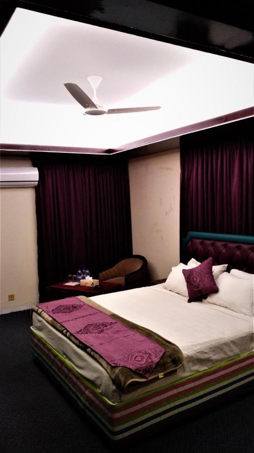 Center Point Apartment 达卡 外观 照片