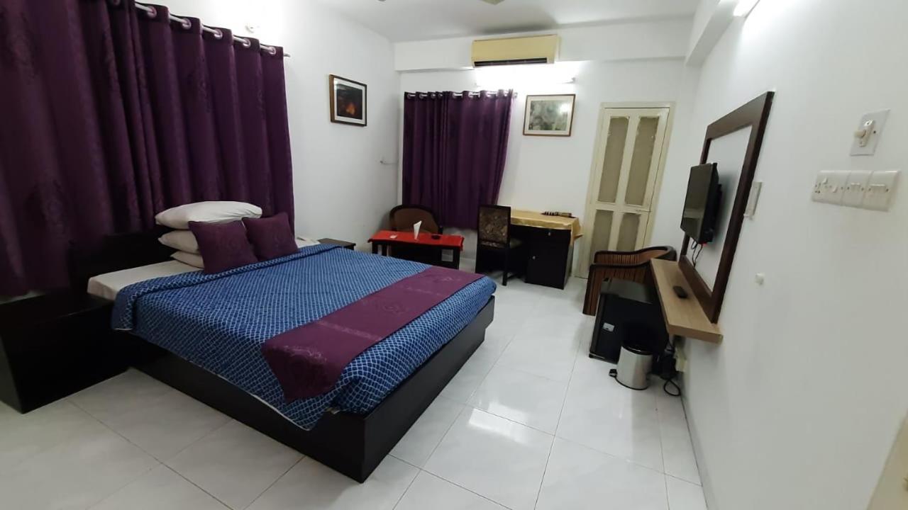 Center Point Apartment 达卡 外观 照片